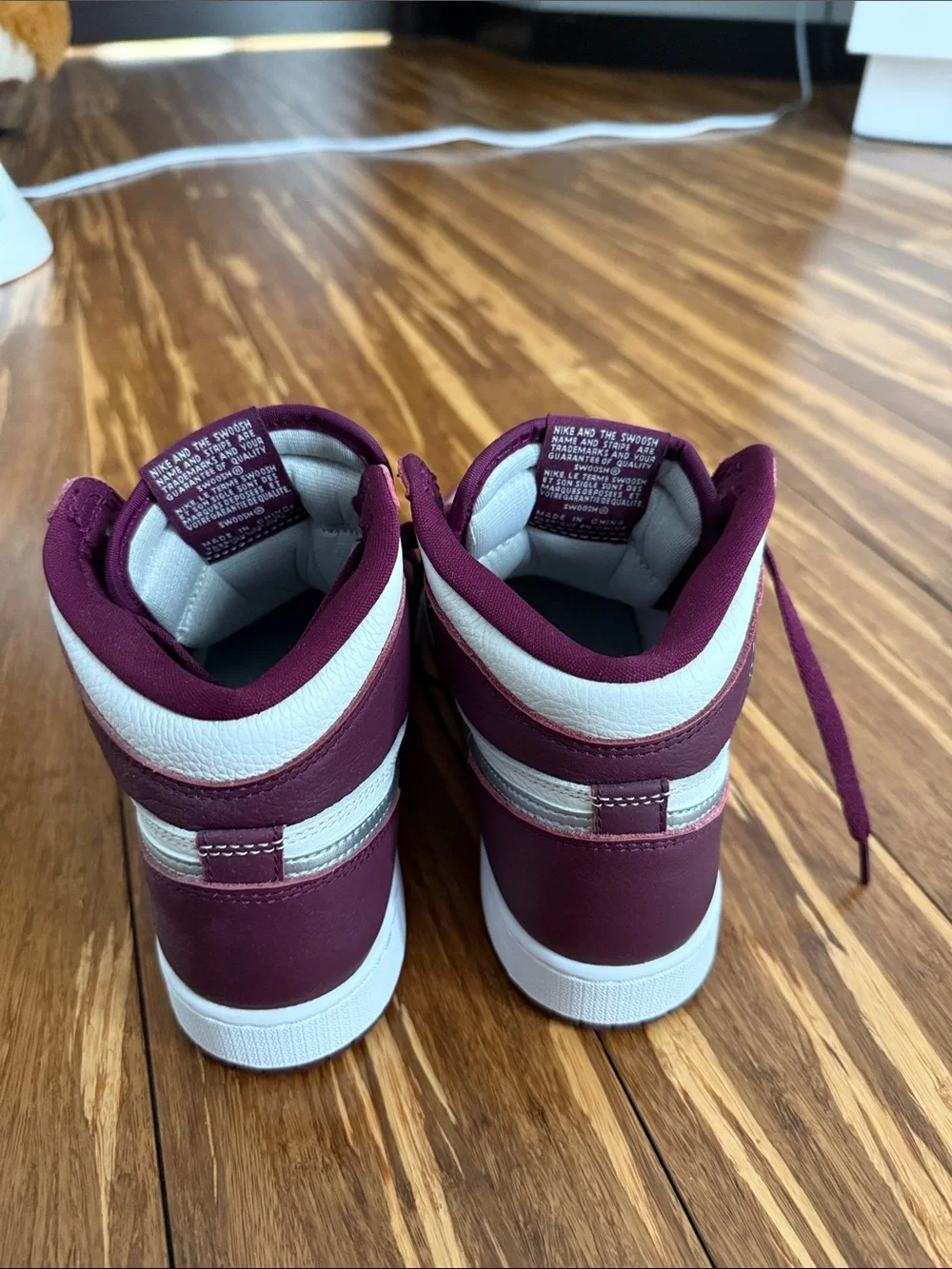 Air Jordan 1 Retro High OG 'Bordeaux'